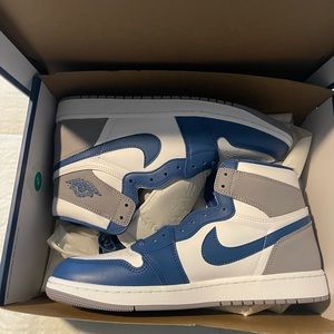 Retro Jordan 1s OG High